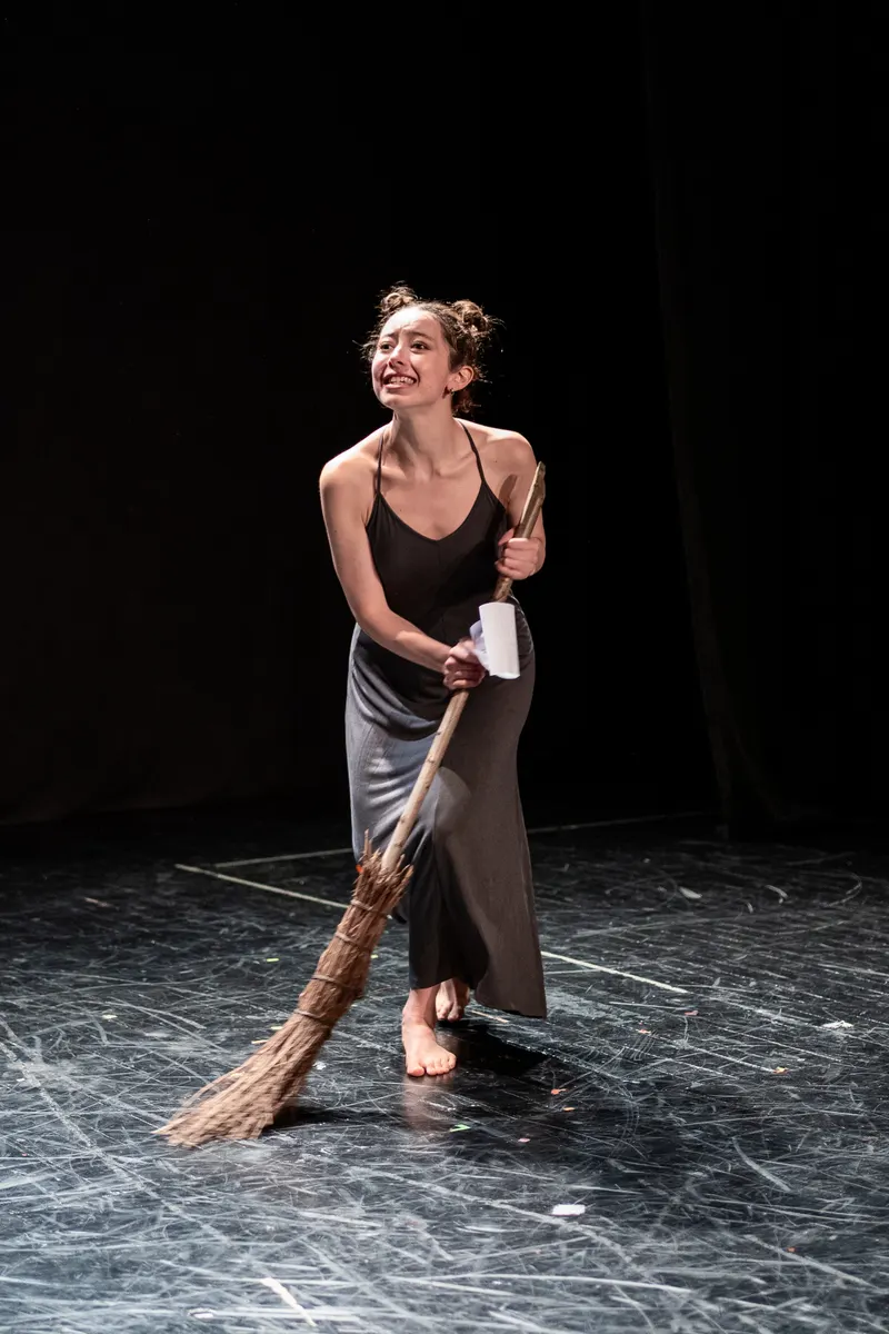 Theatre photography by Simple Scenes Studio (photo 19 of 28)